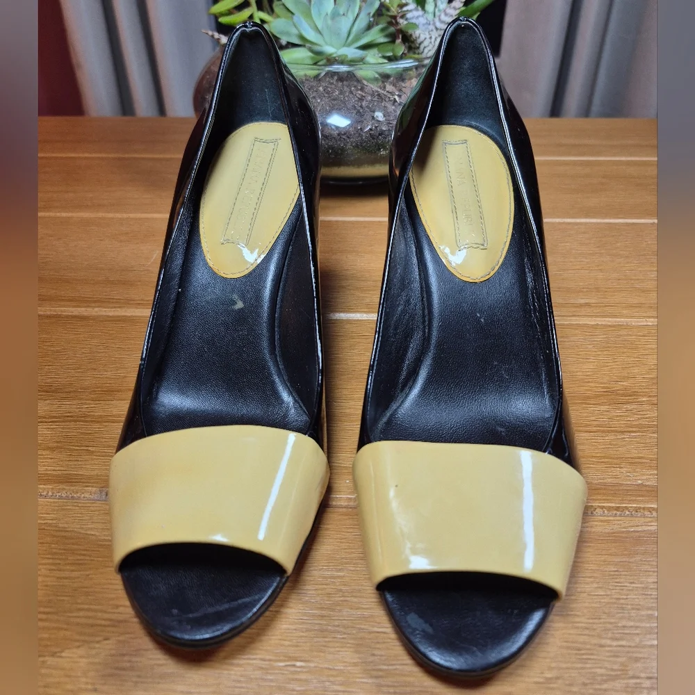 Banana Republic Patent Leather‎ Wedge Heels - Size 7.5